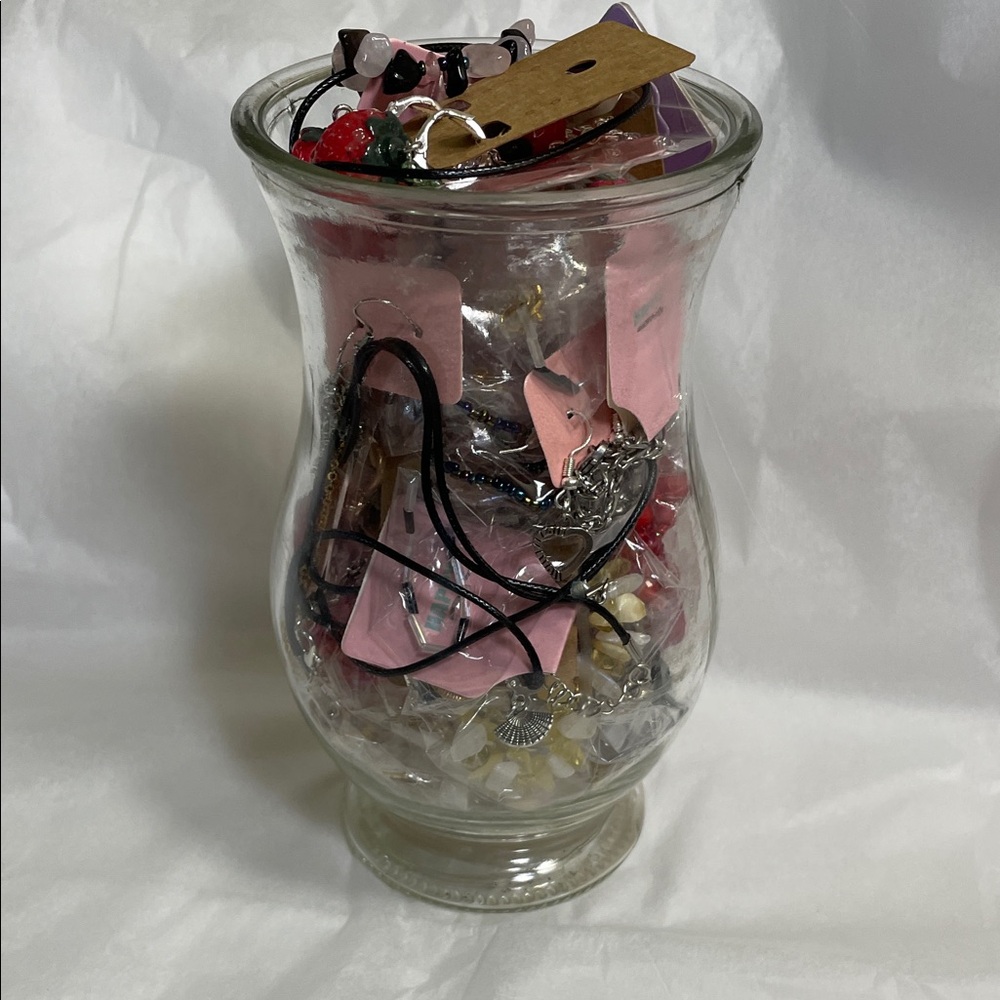 Assorted NWT Jewelry in Glass Vase - Picture 3 of 14